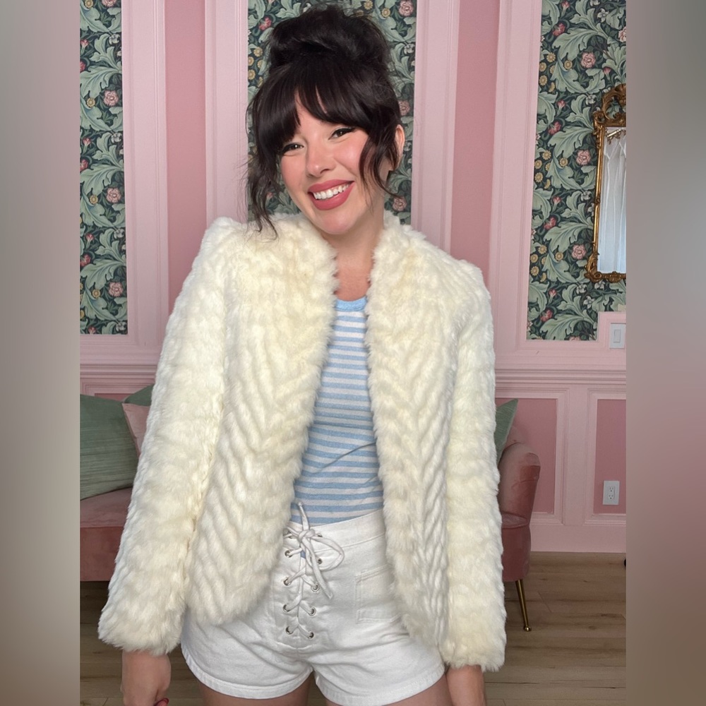 Vintage Segal International White faux fur lined cropped coat